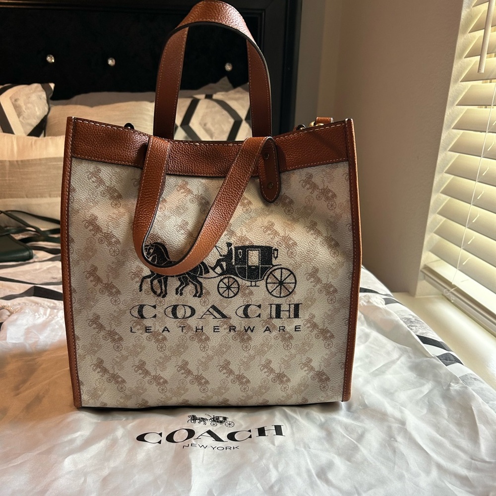 Coach Tote